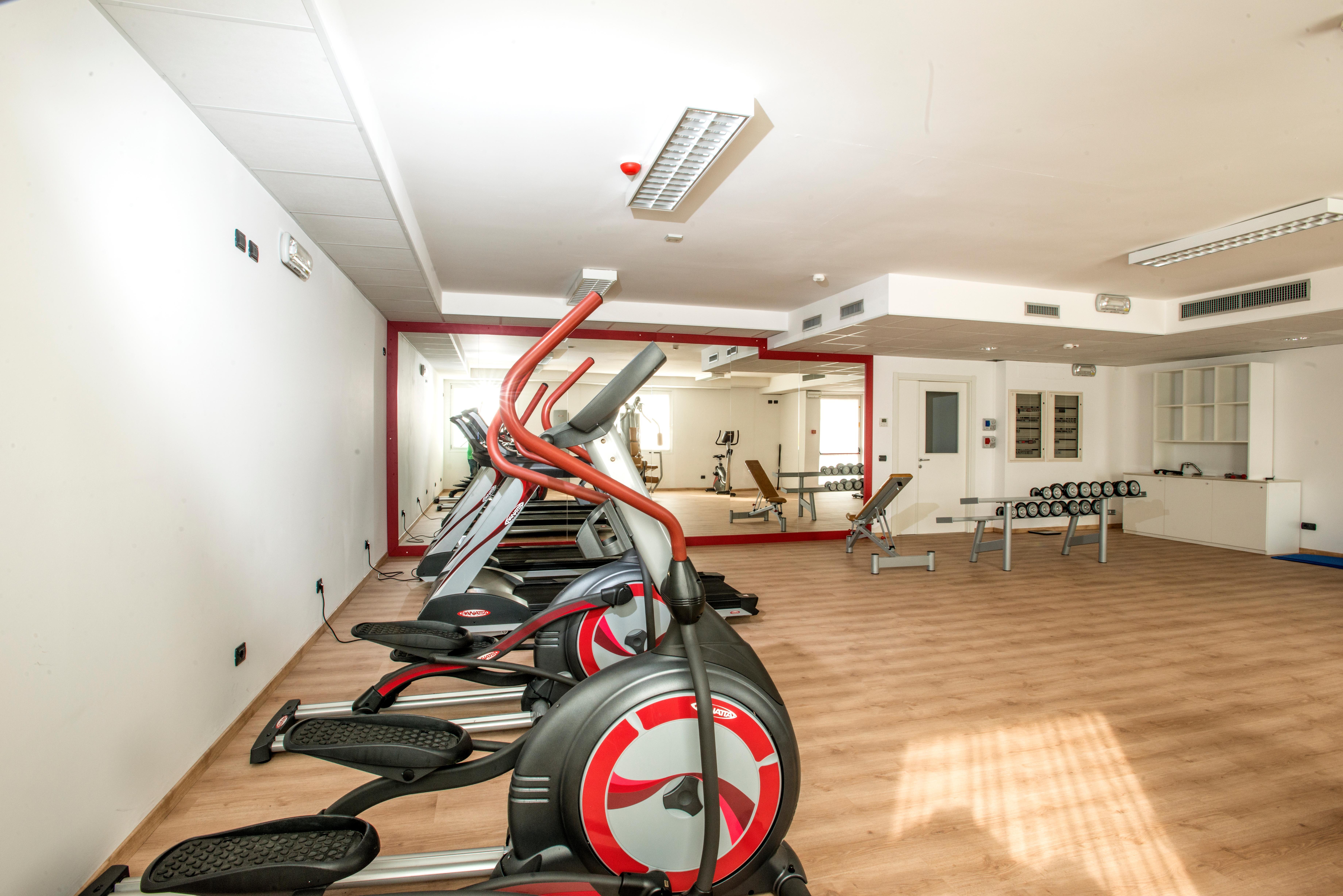 Hilton Garden Inn Milan Malpensa Сомма-Ломбардо Экстерьер фото