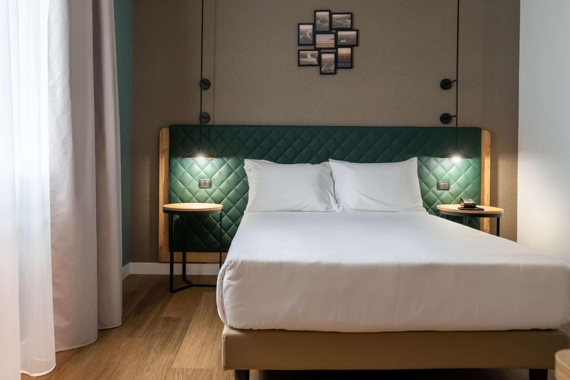 Hilton Garden Inn Milan Malpensa Сомма-Ломбардо Экстерьер фото