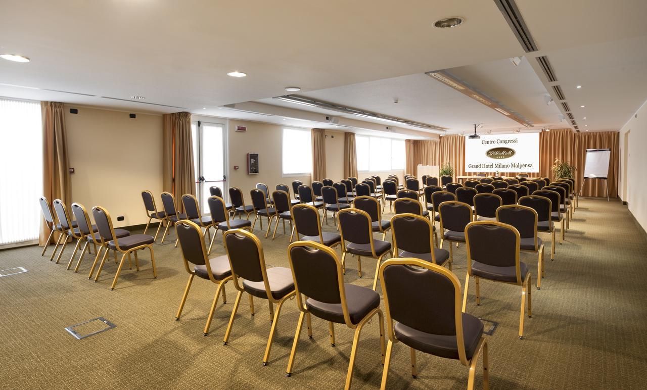 Hilton Garden Inn Milan Malpensa Сомма-Ломбардо Экстерьер фото
