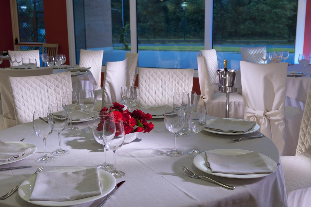 Hilton Garden Inn Milan Malpensa Сомма-Ломбардо Экстерьер фото